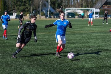 Bild 248 - B-Juniorinnen Halbfinale SVHU - Holstein Kiel : Ergebnis: 3:0